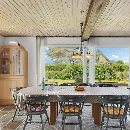 Pet Friendly In With House A Panoramic View Ferienhaus